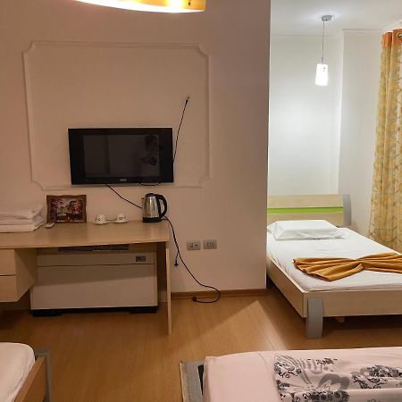 Albjona Guesthouse Tiran Dış mekan fotoğraf