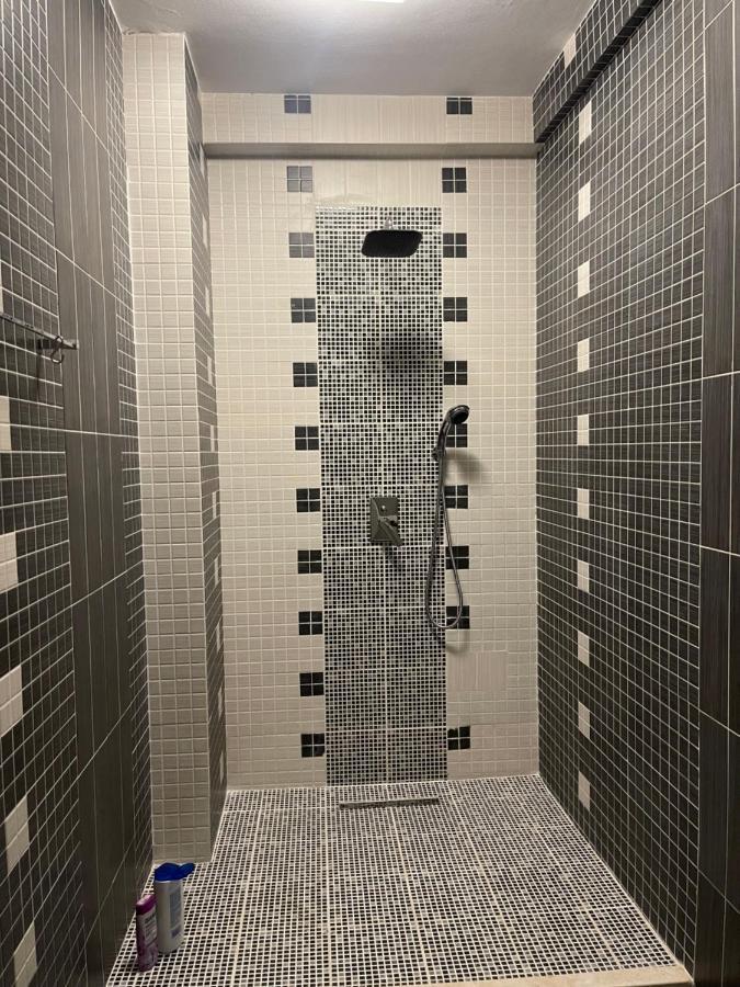 Albjona Guesthouse Tiran Dış mekan fotoğraf
